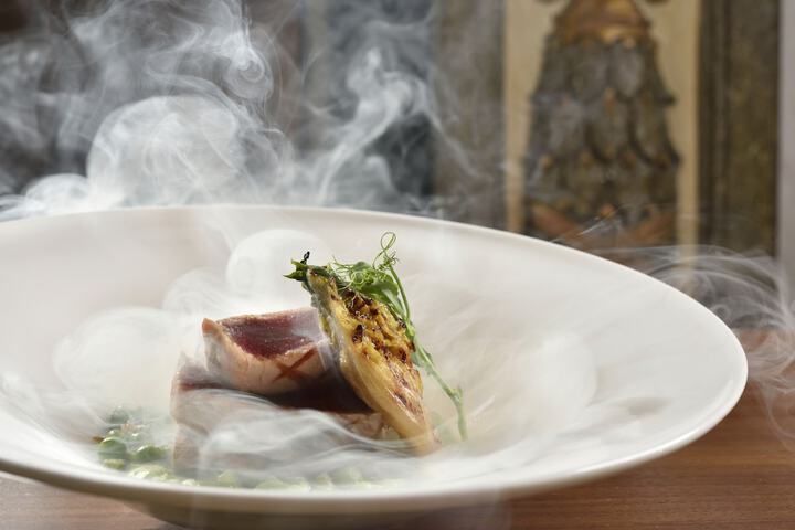 Dining 85 of 110
