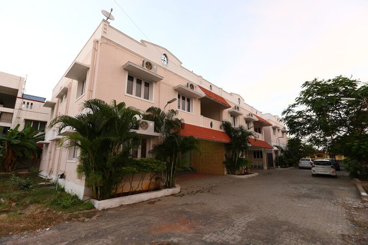 Hero Image 1 of 19
