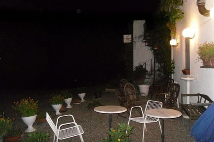 Hotel Exterior 21 of 32