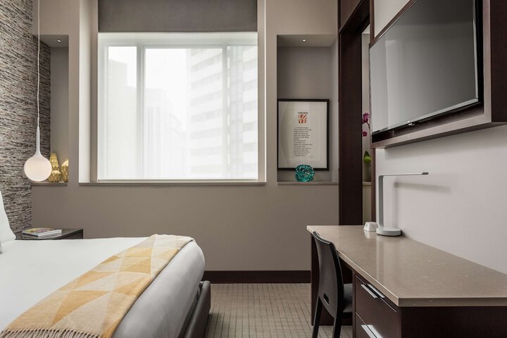 Room 11 of 182