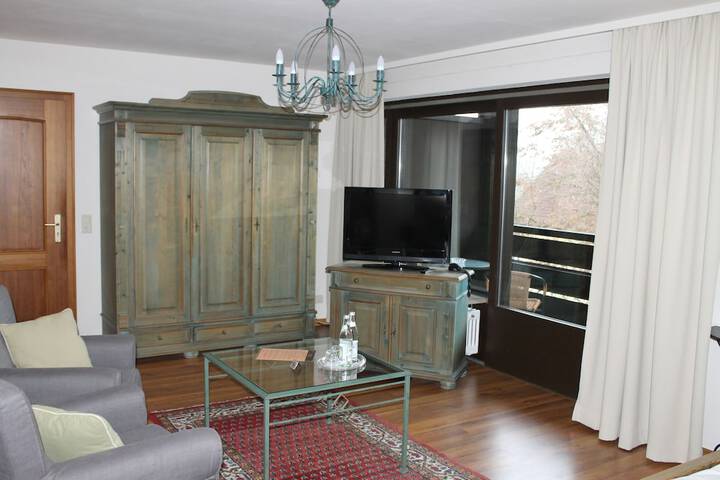 Room 25 of 40