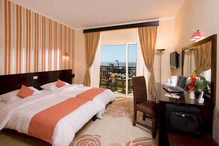 Hotel View 4 of 10