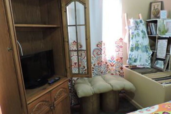 Room 35 of 72