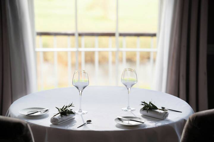 Dining 150 of 214