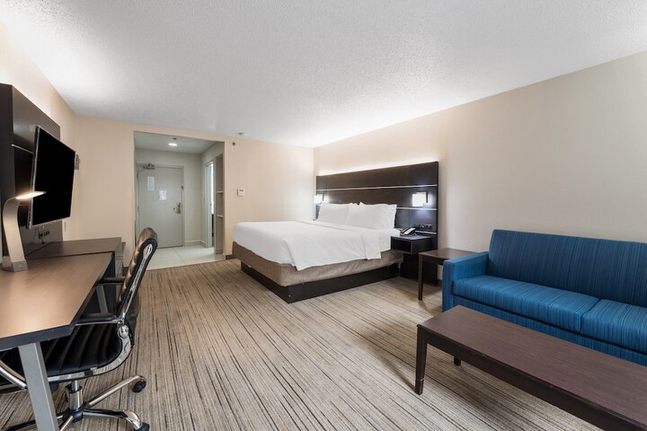 Room 10 of 55