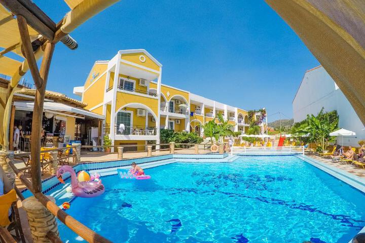 Vanessa Hotel