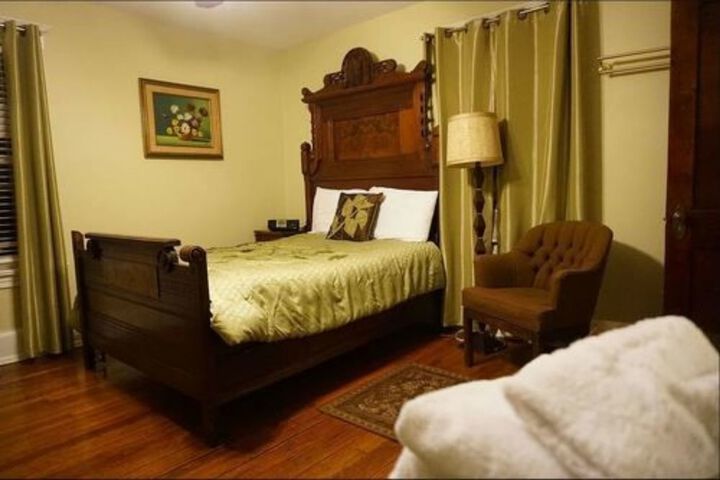 Room 24 of 40