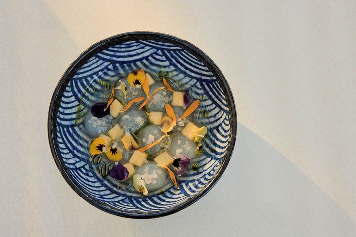 Dining 96 of 136