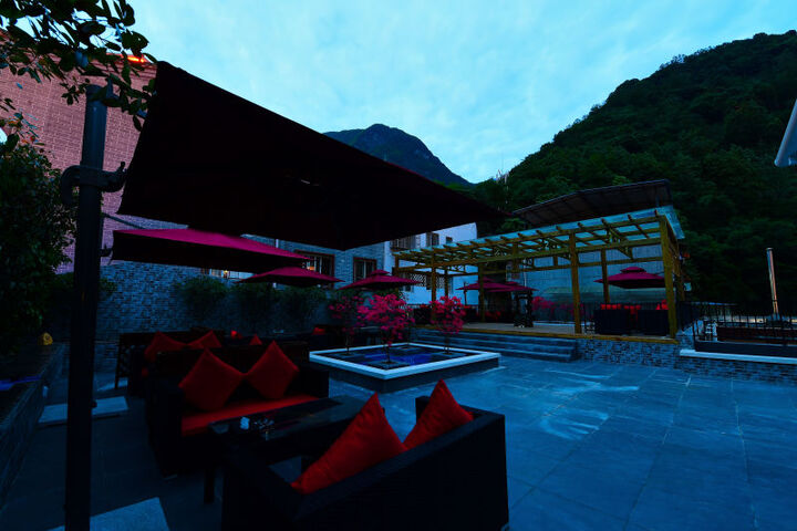 Above The Heaven Hotel