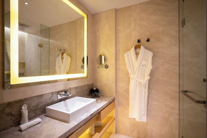 Clean Restrooms