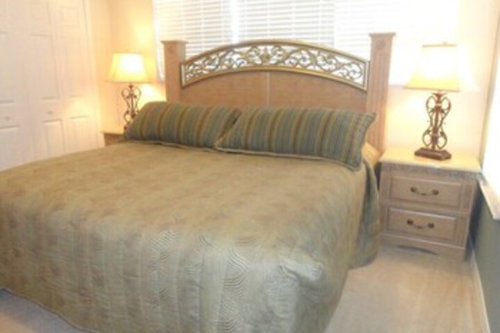 Room 105 of 142