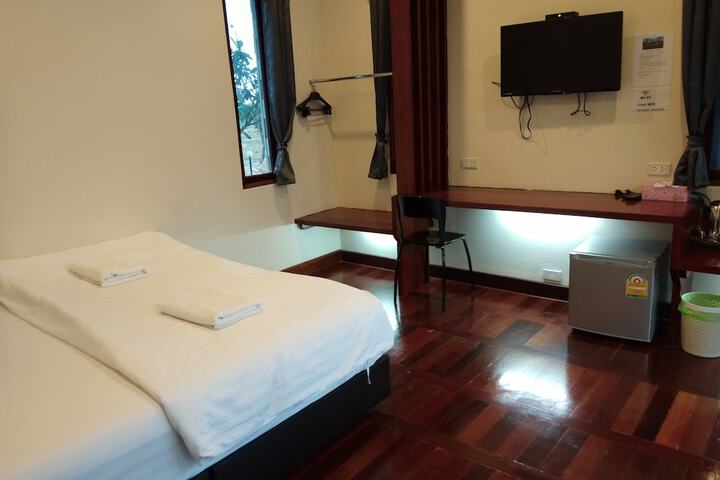 Room 8 of 44