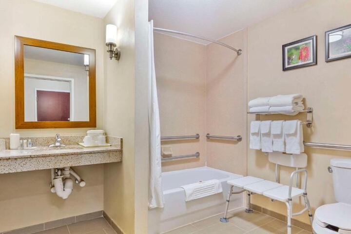 Suite Multiple Beds (4 of 15)