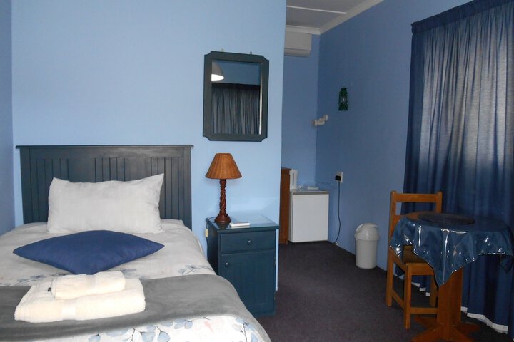 Room 22 of 50