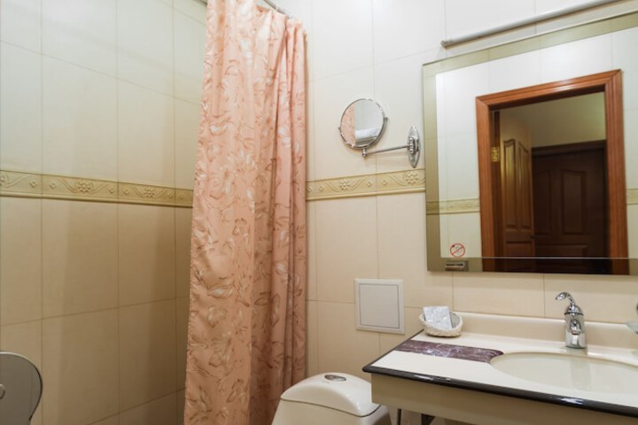 Room 40 of 92