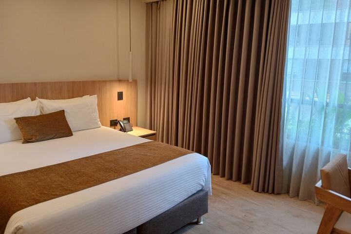 Room 63 of 123