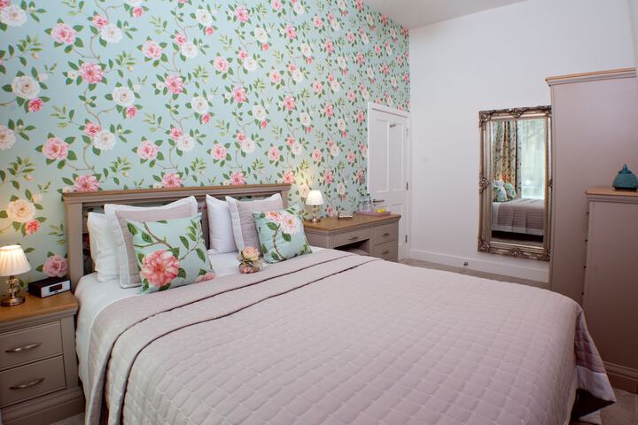 Room 5 of 23