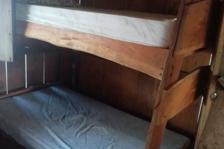 Room 8 of 43