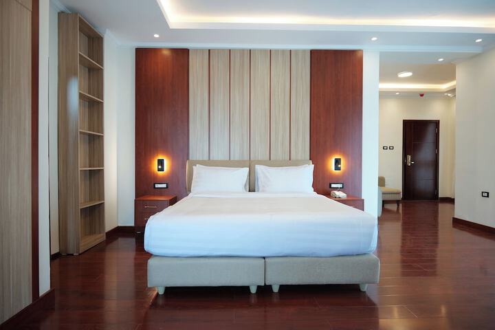 Room 15 of 73