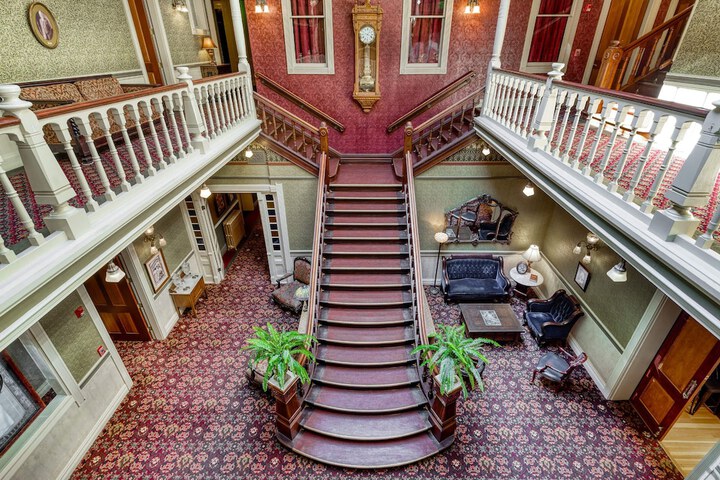 Hotel Interior 7 of 130