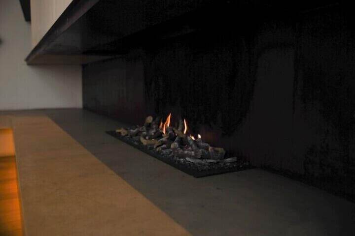 Lounge 70 of 77