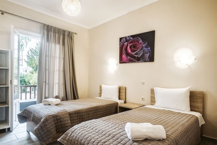 Room 3 of 18