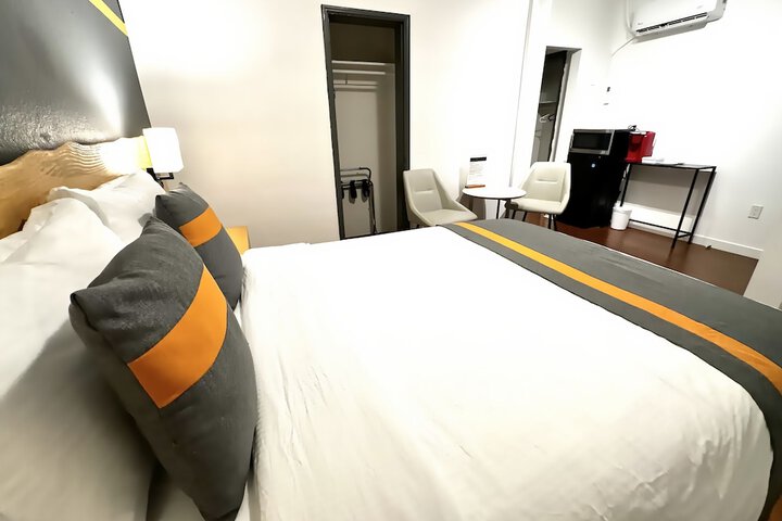 Room 20 of 68
