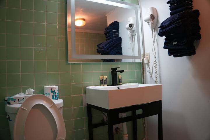 Room 44 of 54