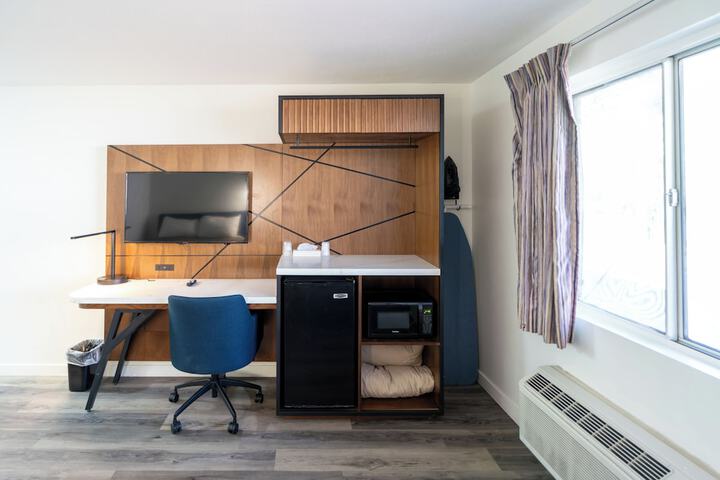 Room 34 of 53