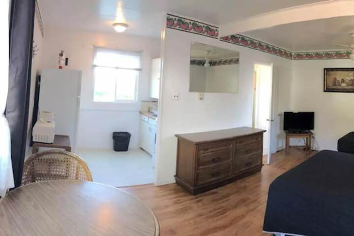 Room 16 of 37