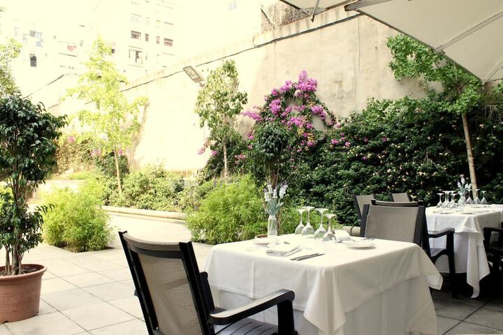 Dining 78 of 112