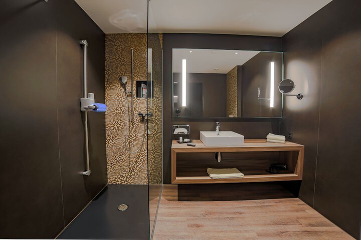 Room 40 of 55