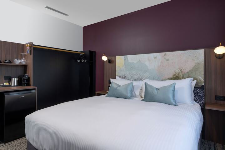 Room 21 of 69