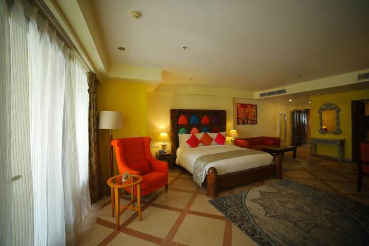 Room 7 of 89