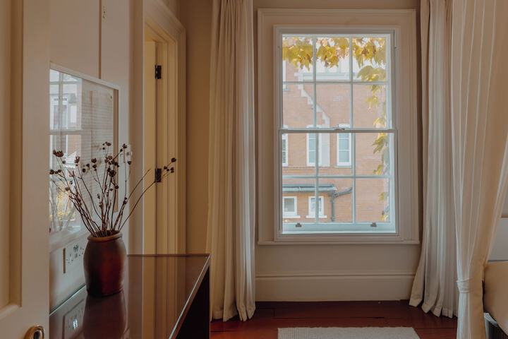 Room 40 of 120