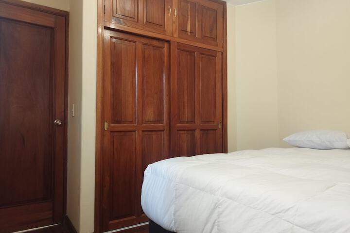 Room 13 of 17