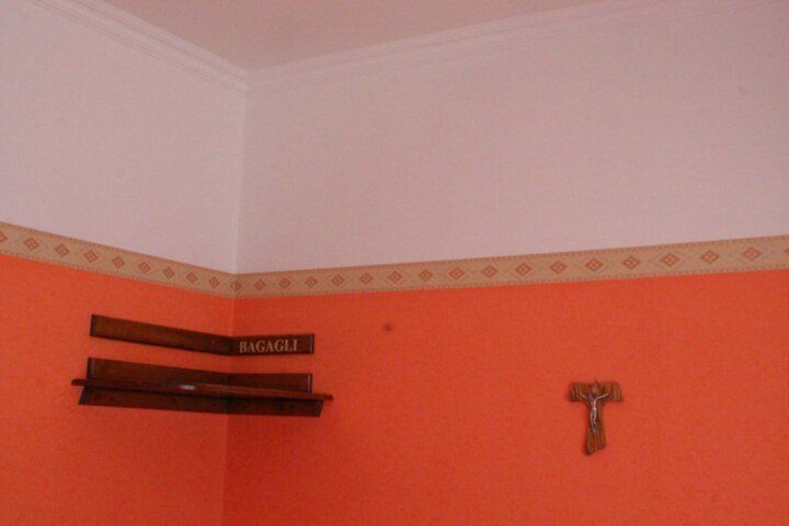 Room 4 of 51