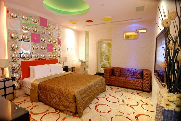 Room 25 of 56
