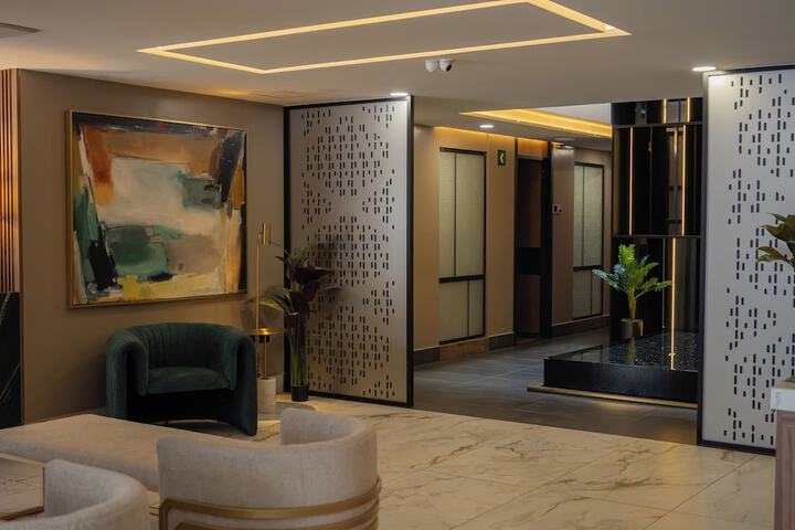 Room 16 of 24