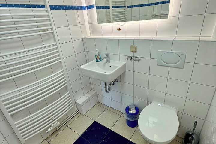 Room 75 of 101