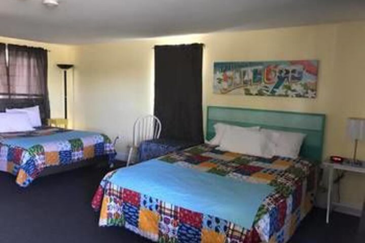 Room 21 of 28