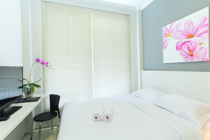 Room 2 of 31