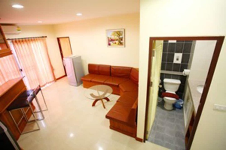 Room 9 of 23