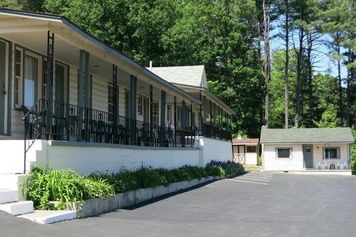 The Austin Inn
