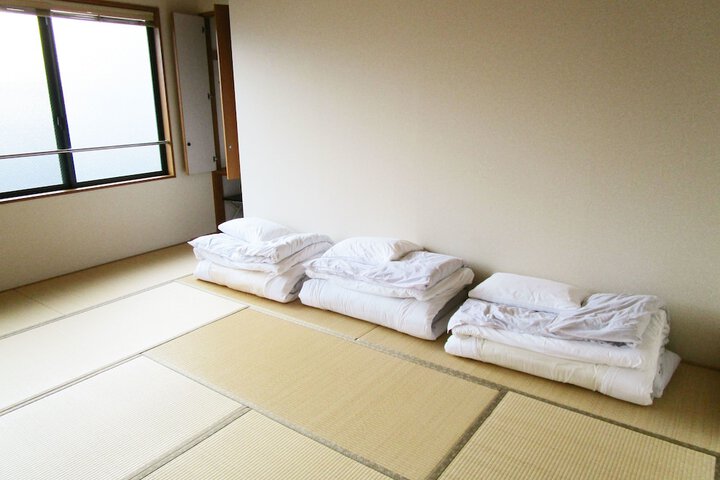 Room 8 of 39