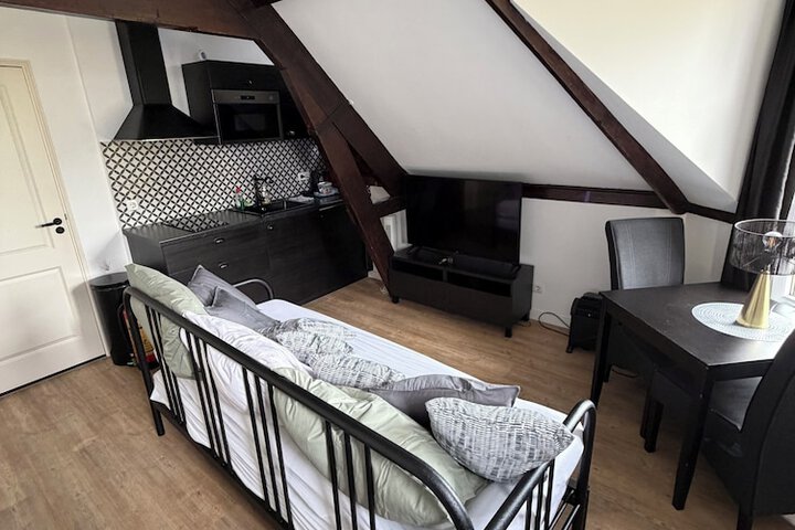 Room 47 of 72