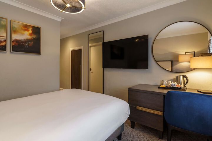 Room 21 of 155