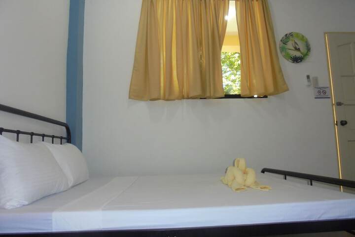 Room 22 of 63