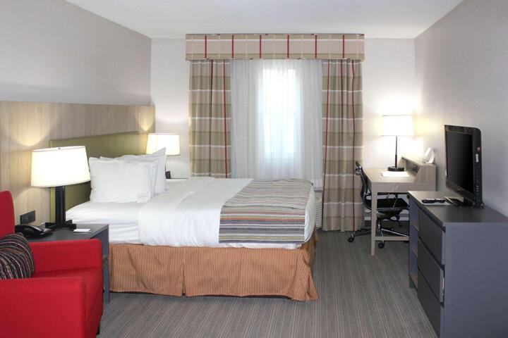 1 King Bed Accessible (6 of 16)
