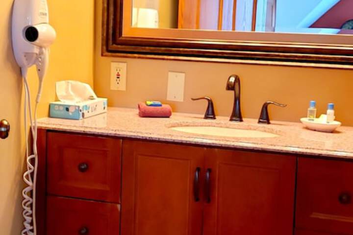 Bathroom sink